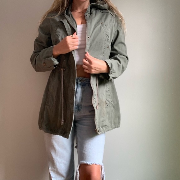 Light weight army green fall jacket - Picture 11 of 13